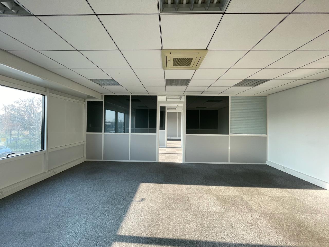 Local d'activité Taluyers 278m² Location local d'activité Taluyers Rhône OLACT2309501 0